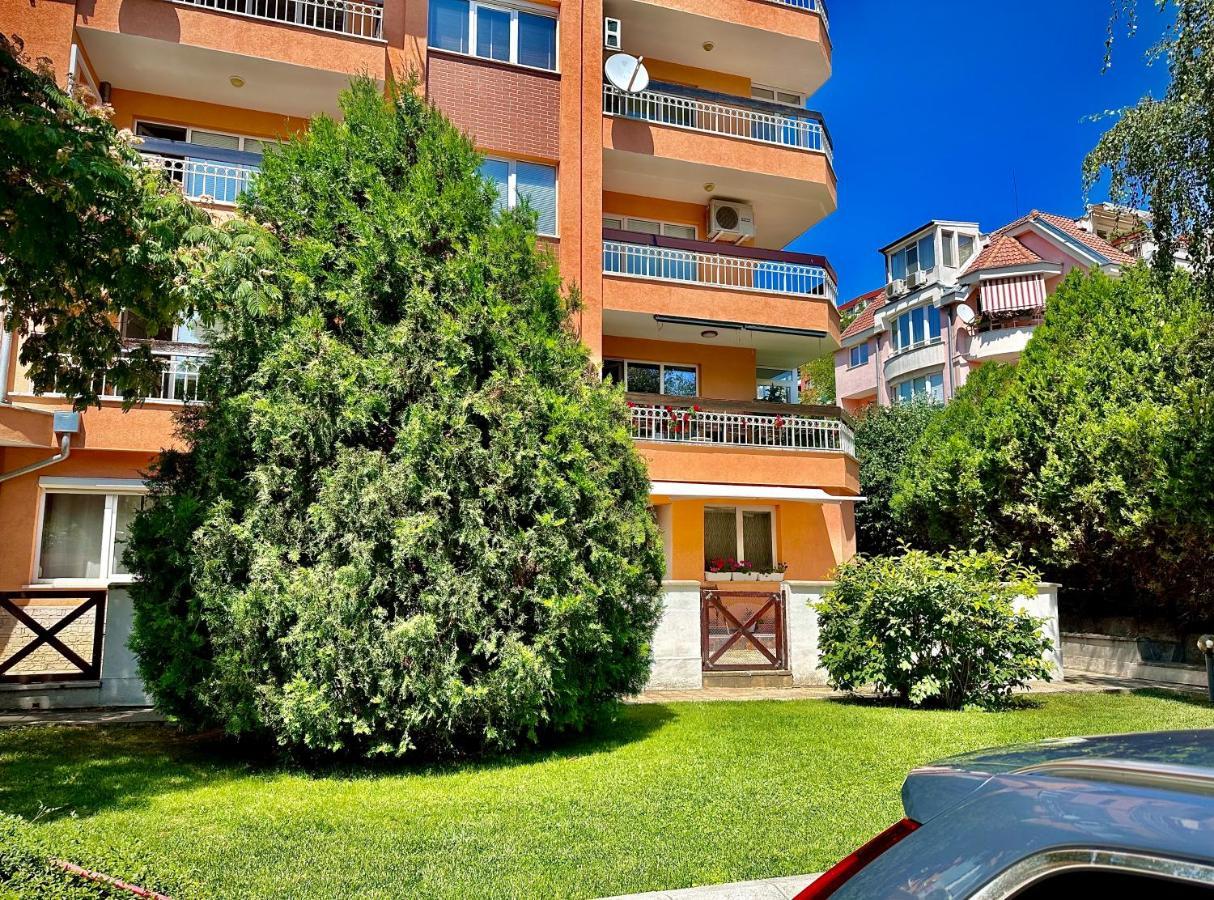 Sea Breeze Apartment Varna ภายนอก รูปภาพ
