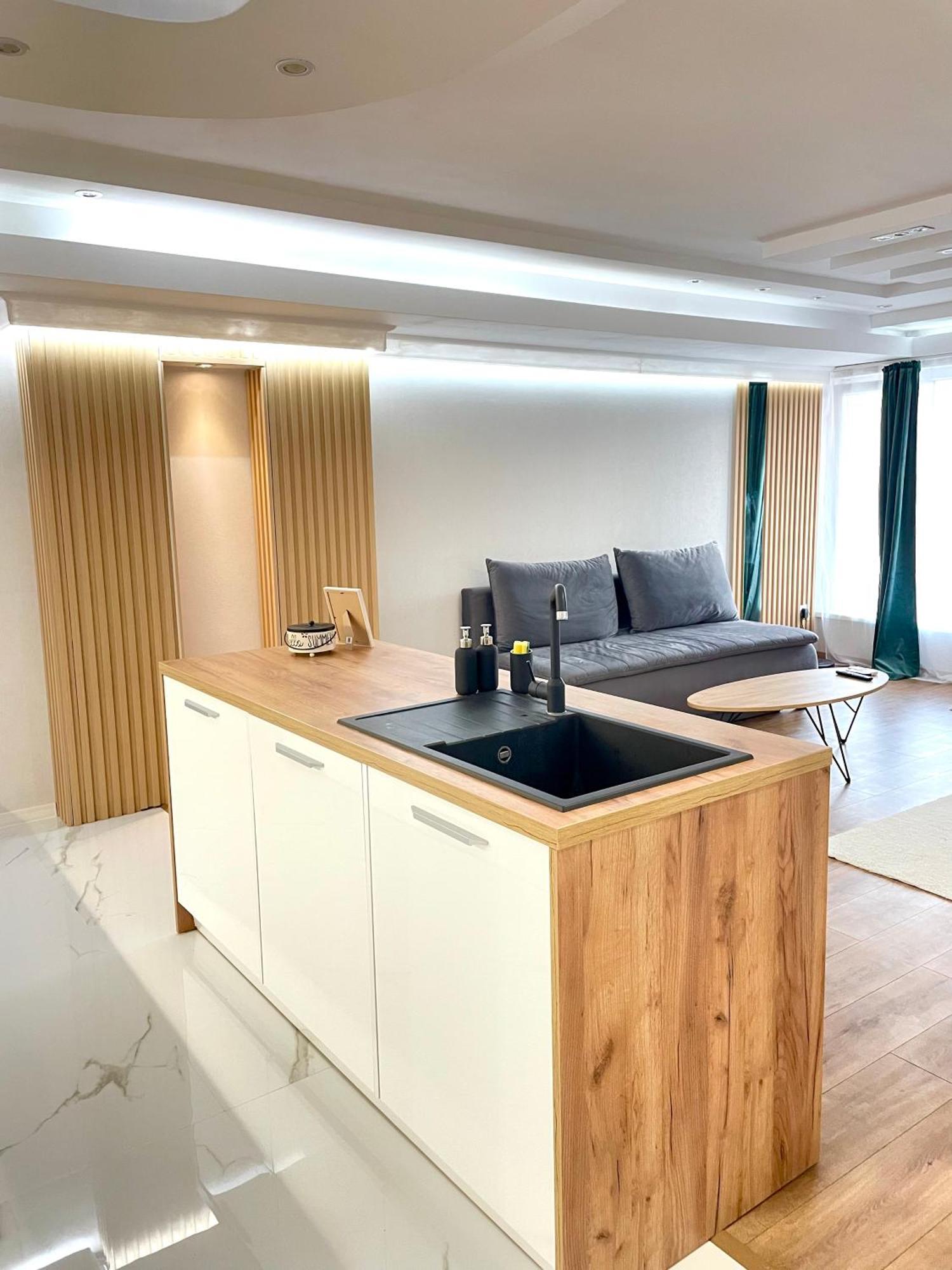 Sea Breeze Apartment Varna ภายนอก รูปภาพ